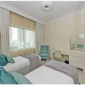 شقة Oskena Vacation Homes - Damac Maison Mall Street, دبي