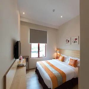 *** Hotel Six Seasons @ Mid Valley Ma­lay­sia