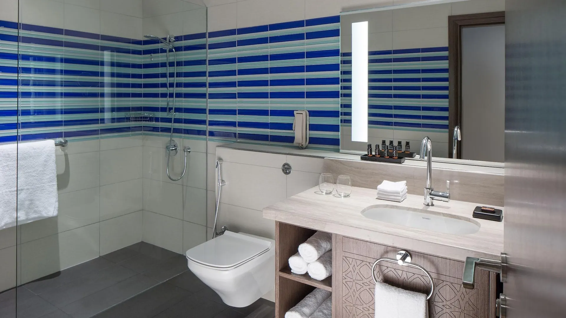 Dusit D2 Kenz Hotel דובאי