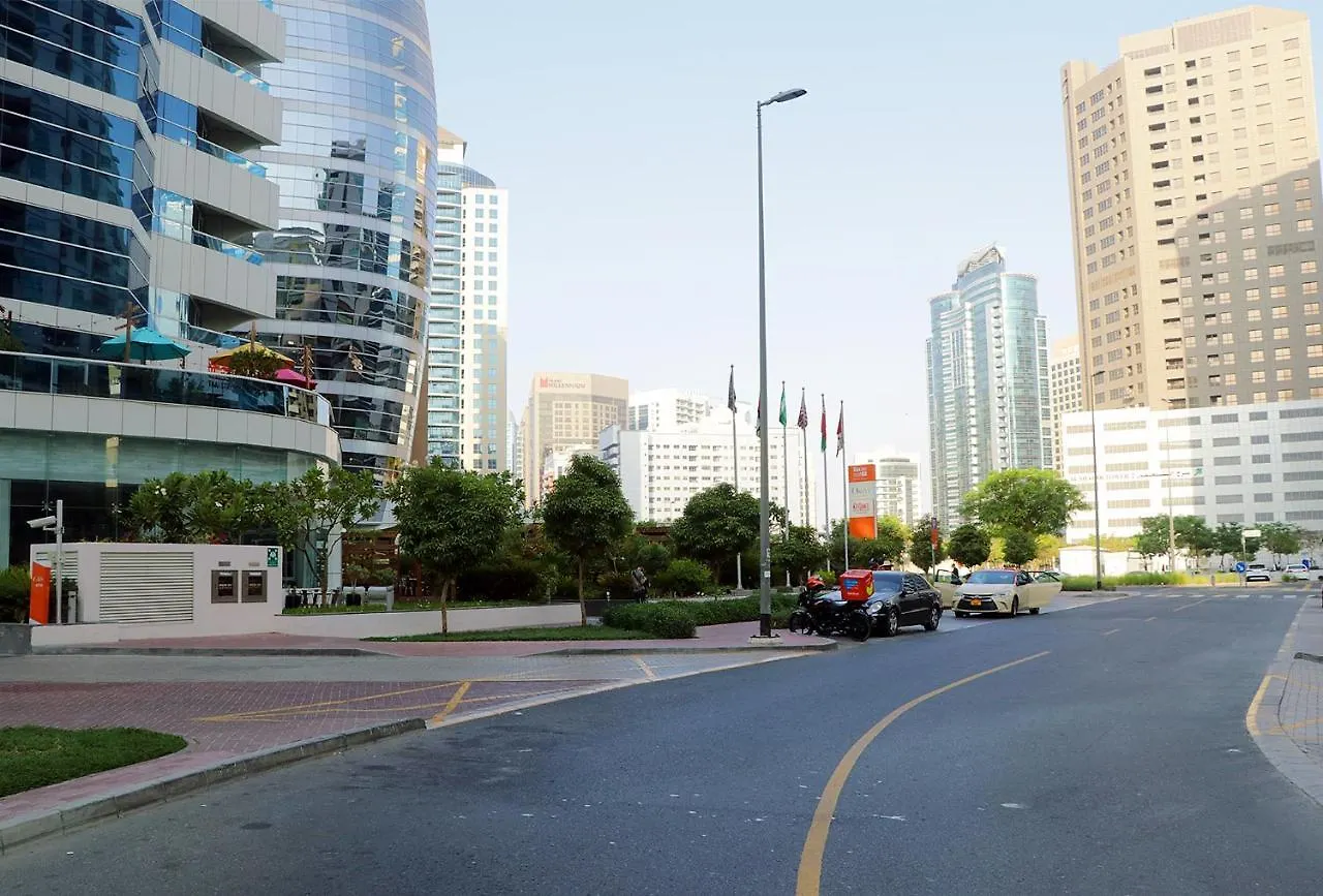 Dusit D2 Kenz Hotel דובאי